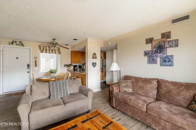 $174,900 | 3710 Weber Road, Unit B203, Gatlinburg, TN 37738