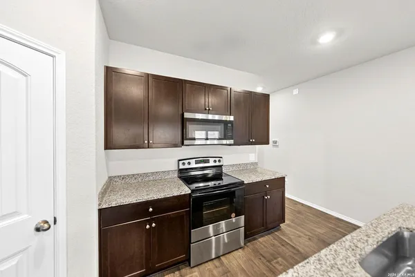 $1,850 | 917 Chachalaca Court, Seguin, TX 78155