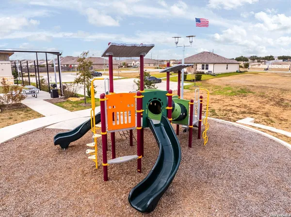 $1,850 | 917 Chachalaca Court, Seguin, TX 78155