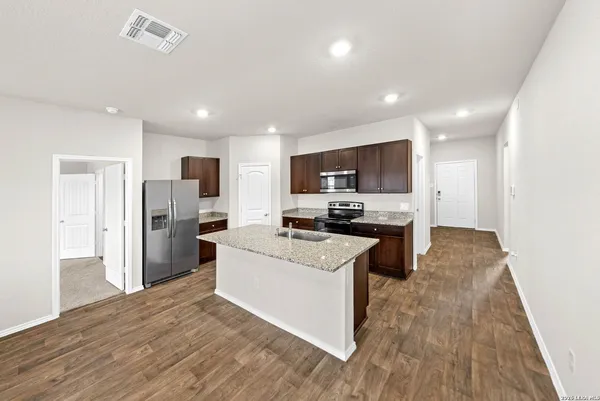 $1,850 | 917 Chachalaca Court, Seguin, TX 78155