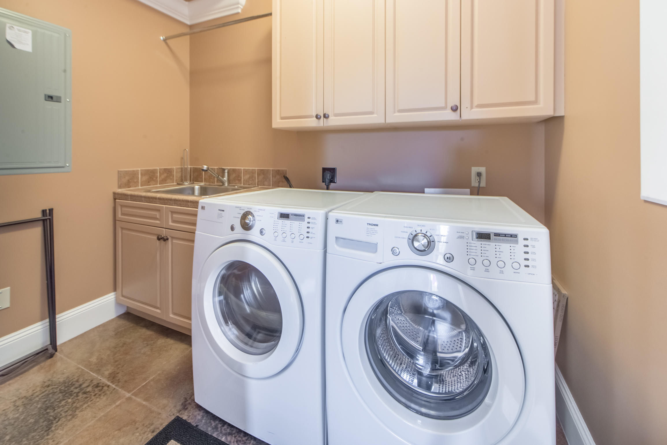 59 St Tropez Court Miramar Beach, FL 32550 - Photo 33 of 37 a utility room with dryer and washer
