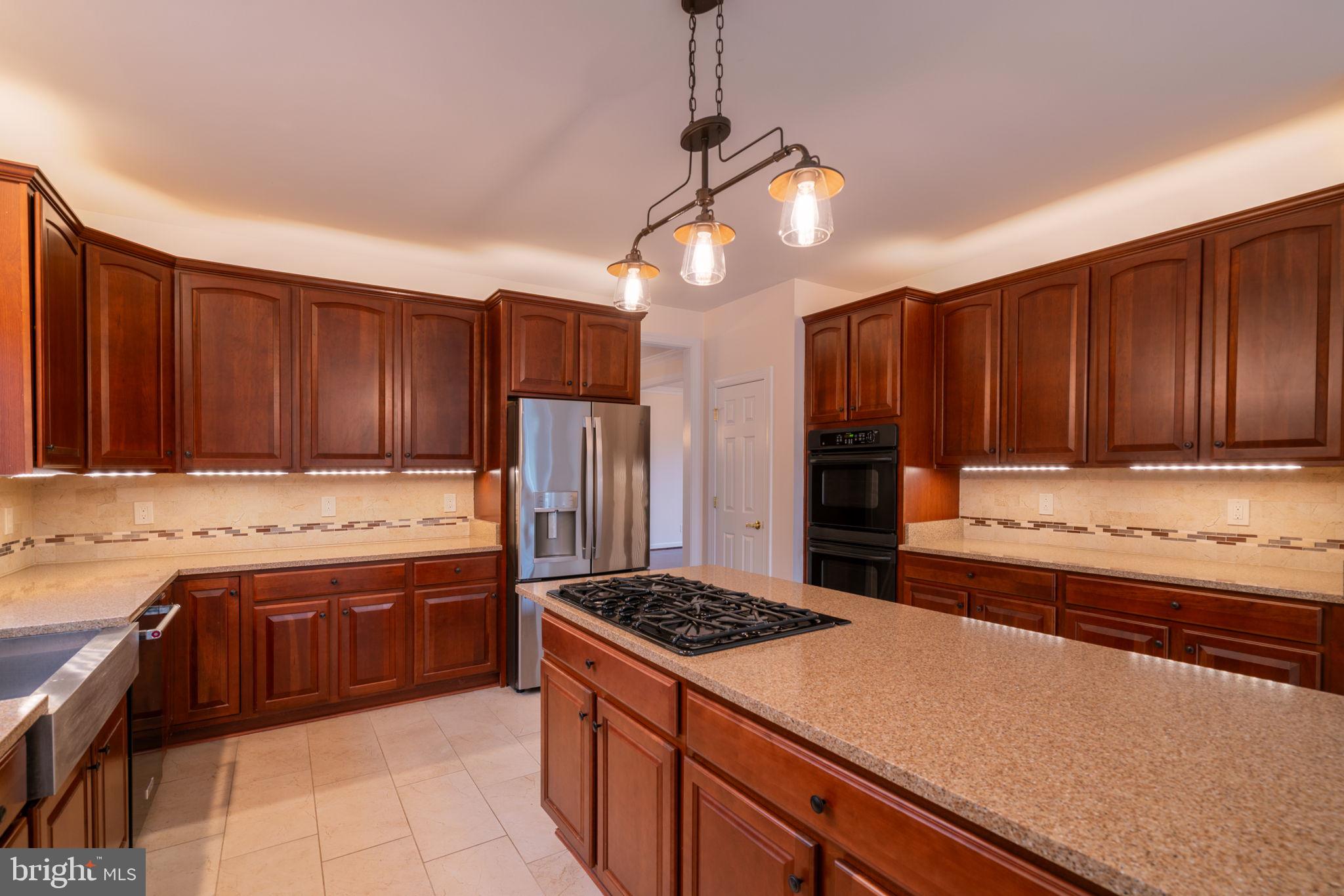 8038 Holland Road Alexandria, VA 22306 - Photo 14 of 62 Gallery Image 14