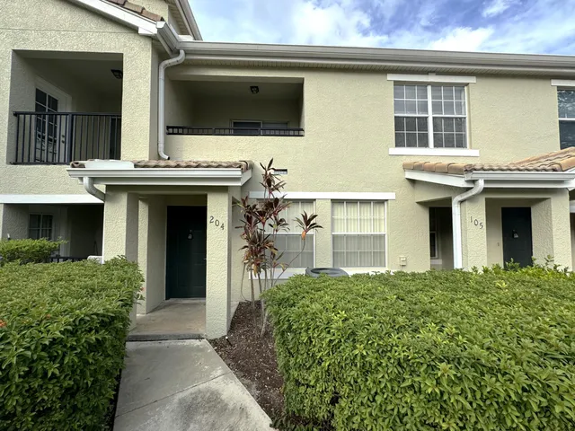 $1,550 | 166 Southwest Peacock Boulevard, Unit 34204, Port St. Lucie, FL 34986