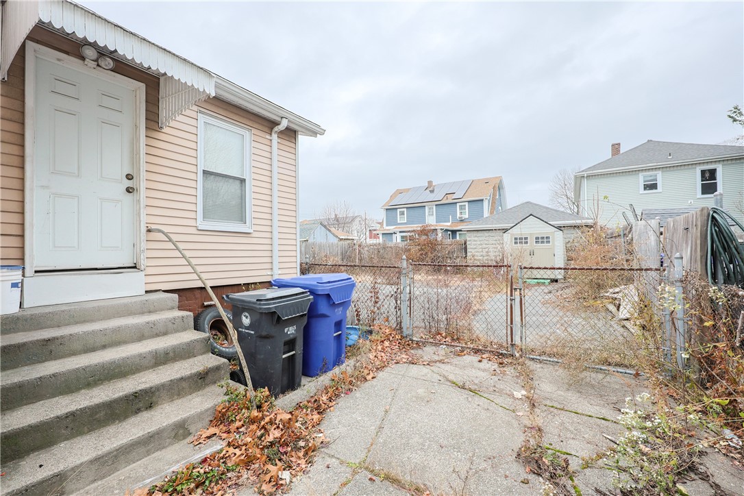 103 Newton Street Pawtucket, RI 02860 - Photo 9 of 10