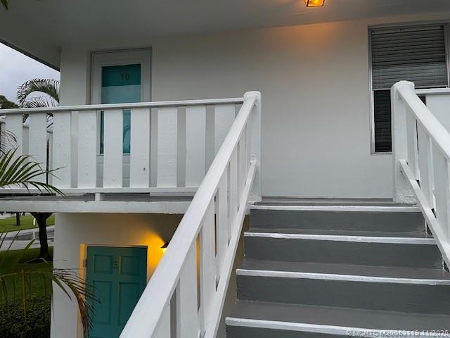 2929 Southeast Ocean Boulevard, Unit 10810 Stuart, FL 34996 - Photo 2 of 24 a view of entryway