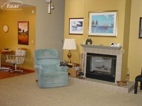 6287 Deland Road Flushing, MI 48433 - Photo 6 of 25 20394193-5.JPG