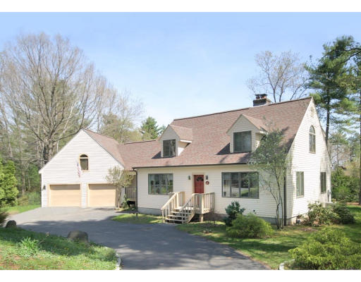 119 Bates Road Westfield, MA 01085 - Photo 1 of 15 Gallery Image 1