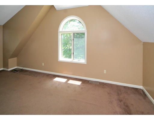 119 Bates Road Westfield, MA 01085 - Photo 8 of 15 Gallery Image 8