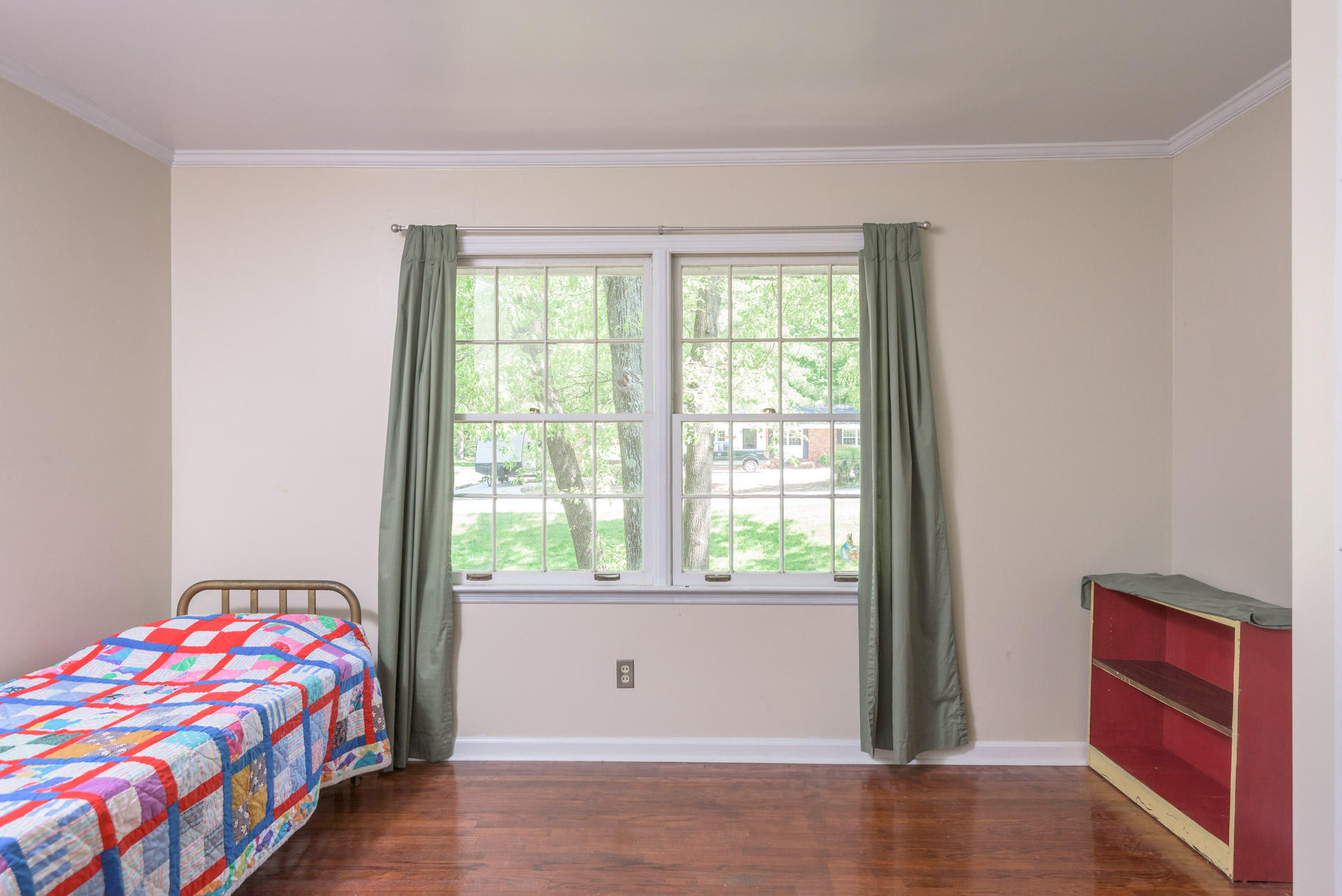 4820 Lone Hill Road Chattanooga, TN 37416 - Photo 19 of 34 Bedroom