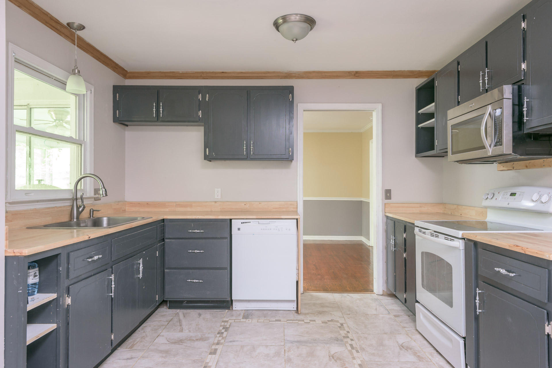 4820 Lone Hill Road Chattanooga, TN 37416 - Photo 8 of 34 Kitchen