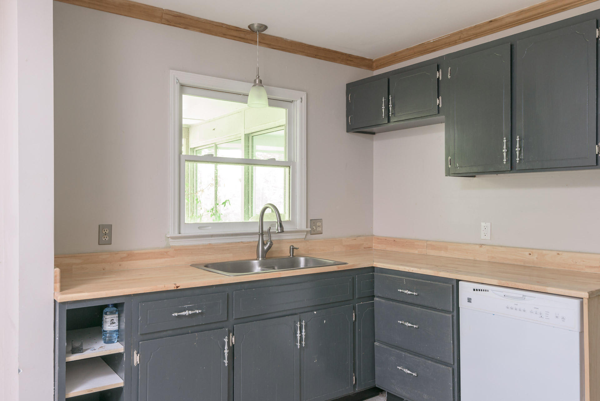 4820 Lone Hill Road Chattanooga, TN 37416 - Photo 9 of 34 Kitchen