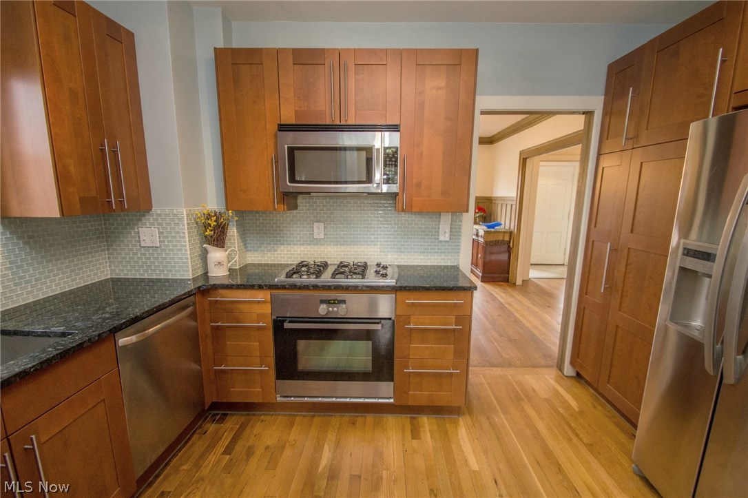 3120 Scarborough Road Cleveland, OH 44118 - Photo 26 of 27 Gallery Image 26