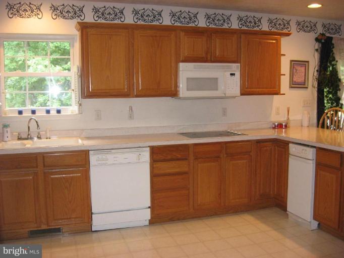 12637 High Sierra Road Lusby, MD 20657 - Photo 3 of 26 Kitchen #2