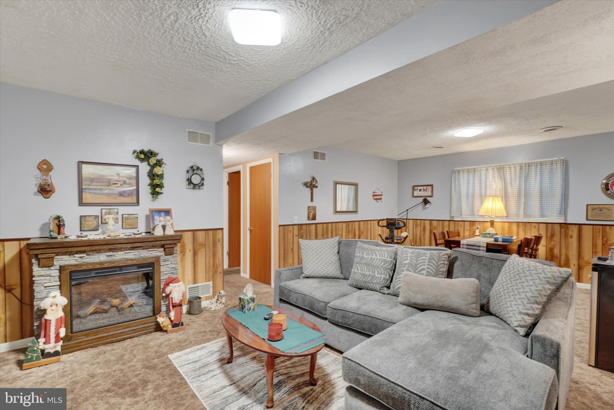 2545 Onyx Road York, PA 17408 - Photo 20 of 28