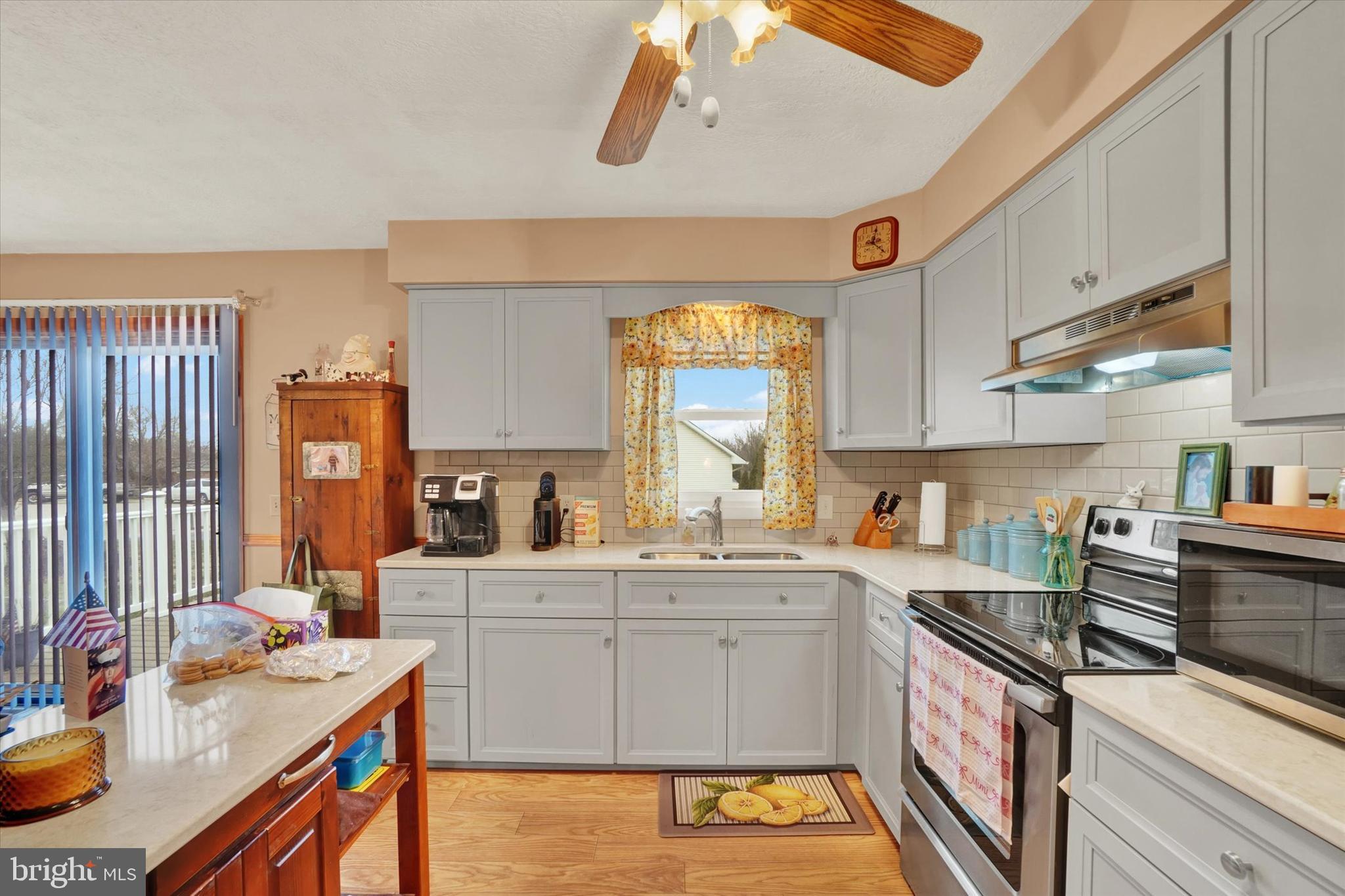 2545 Onyx Road York, PA 17408 - Photo 6 of 28