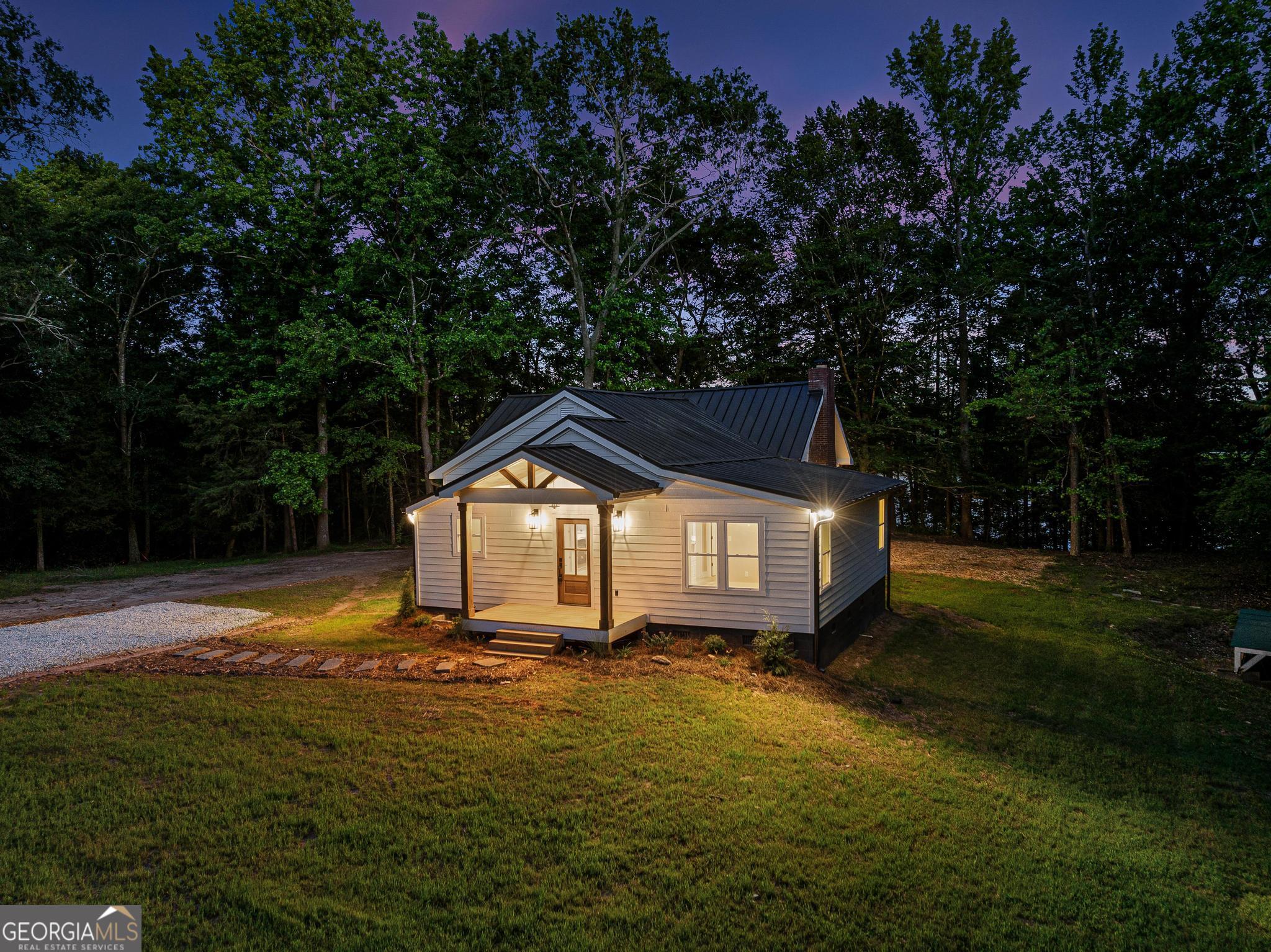 182 Cherry Rose Lane Hartwell, GA 30643 - Photo 2 of 64