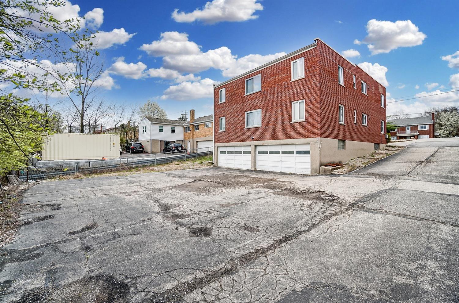 6000 Cheviot Road Cincinnati, OH 45247 - Photo 10 of 36