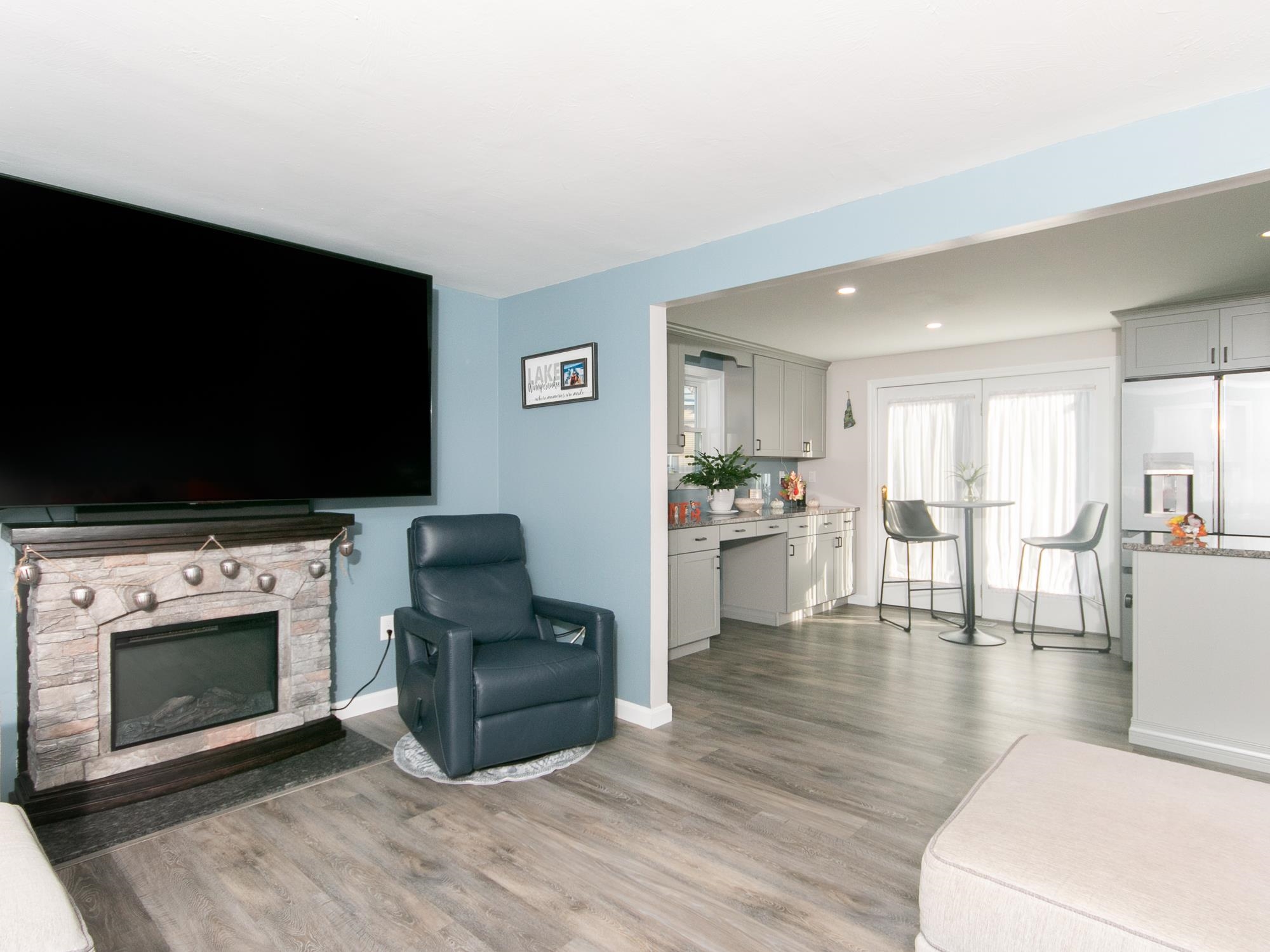 3 Wright Road Nashua, NH 03064 - Photo 4 of 16 Gallery Image 4
