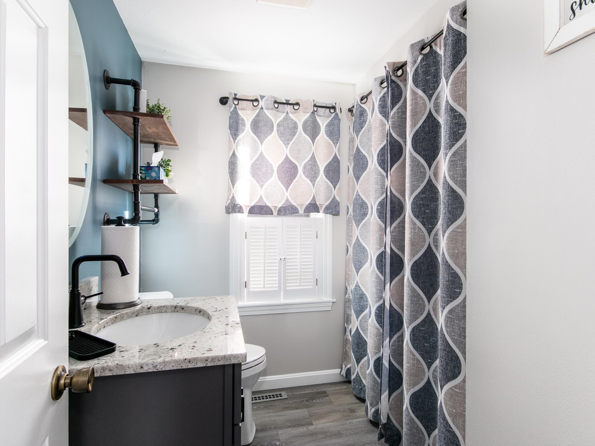 3 Wright Road Nashua, NH 03064 - Photo 8 of 16 Gallery Image 8