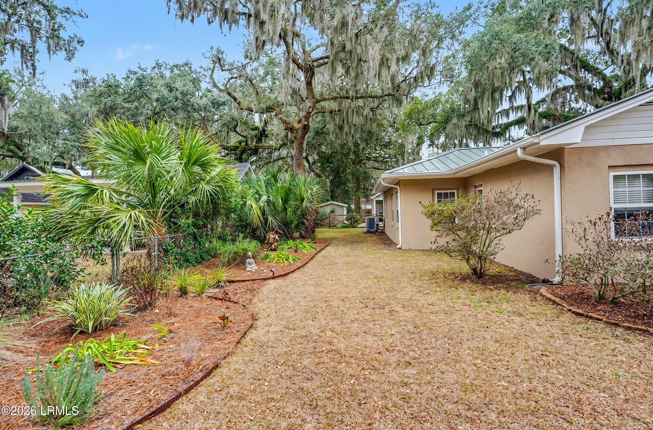 1309 Newcastle Street Beaufort, SC 29902 - Photo 49 of 64 DSC03756-250-1.jpg-SMALL