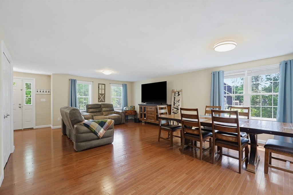 5 County Street Berkley, MA 02779 - Photo 9 of 40
