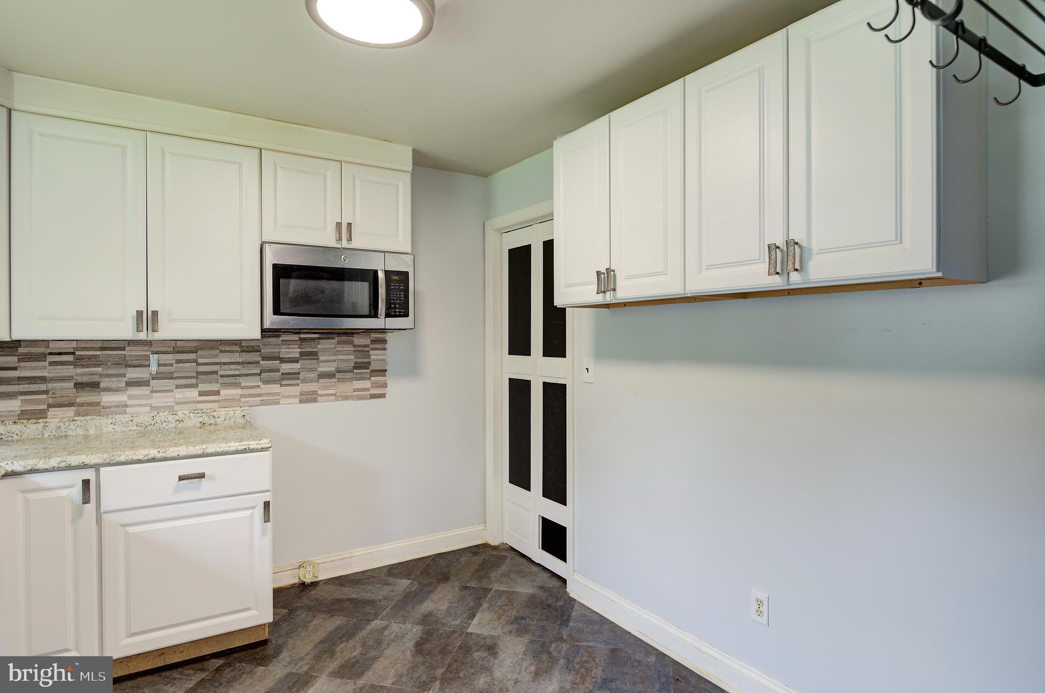 522 Sutherland Road Trenton, NJ 08618 - Photo 20 of 26 Kitchen