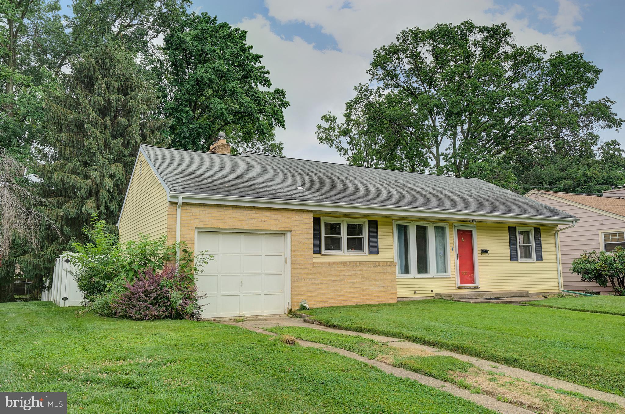 522 Sutherland Road Trenton, NJ 08618 - Photo 6 of 26 Front of House