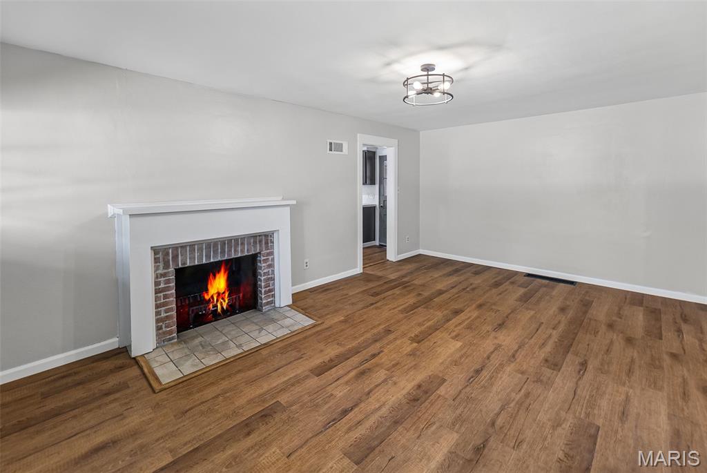 2303 West Delmar Avenue Godfrey, IL 62035 - Photo 13 of 44