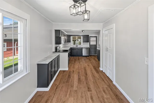 $165,000 | 2303 West Delmar Avenue, Godfrey, IL 62035