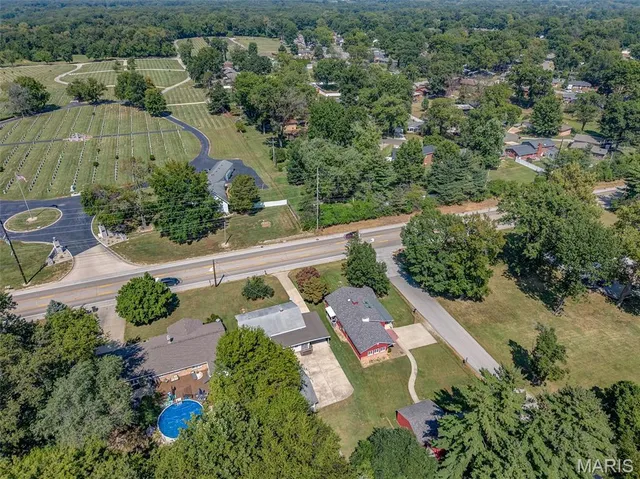 $165,000 | 2303 West Delmar Avenue, Godfrey, IL 62035