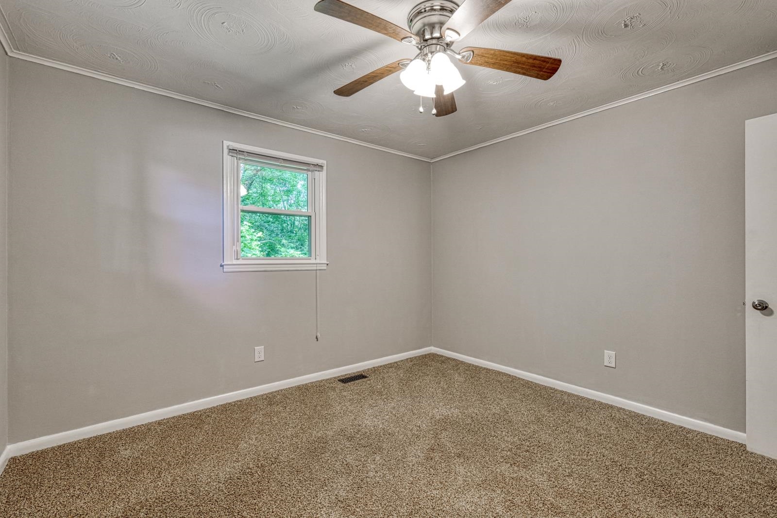 110 State Rd S-42-2775 Spartanburg, SC 29307 - Photo 31 of 39