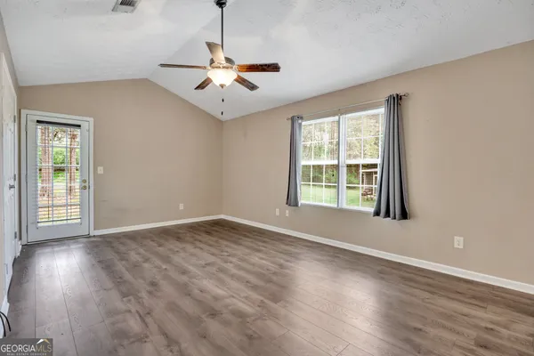 $290,000 | 572 Clyde's Way, Jackson, GA 30233