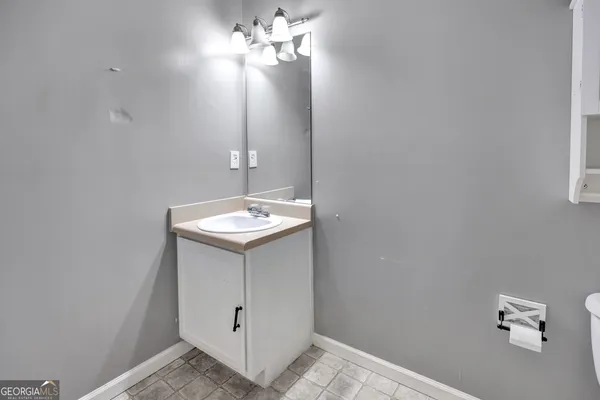 $290,000 | 572 Clyde's Way, Jackson, GA 30233