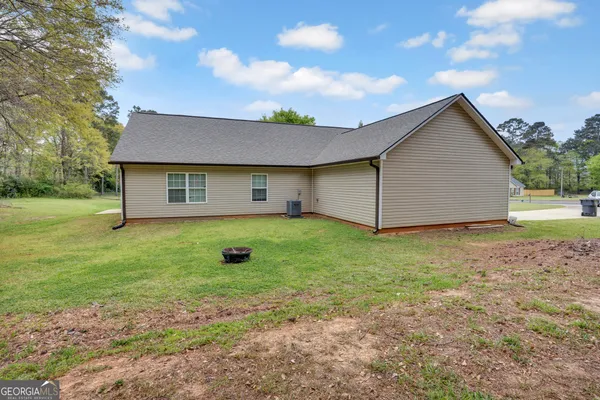 $290,000 | 572 Clyde's Way, Jackson, GA 30233