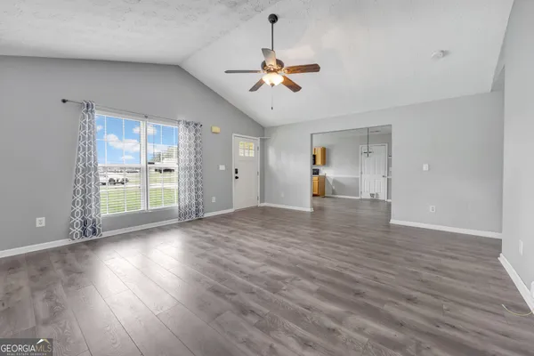 $290,000 | 572 Clyde's Way, Jackson, GA 30233