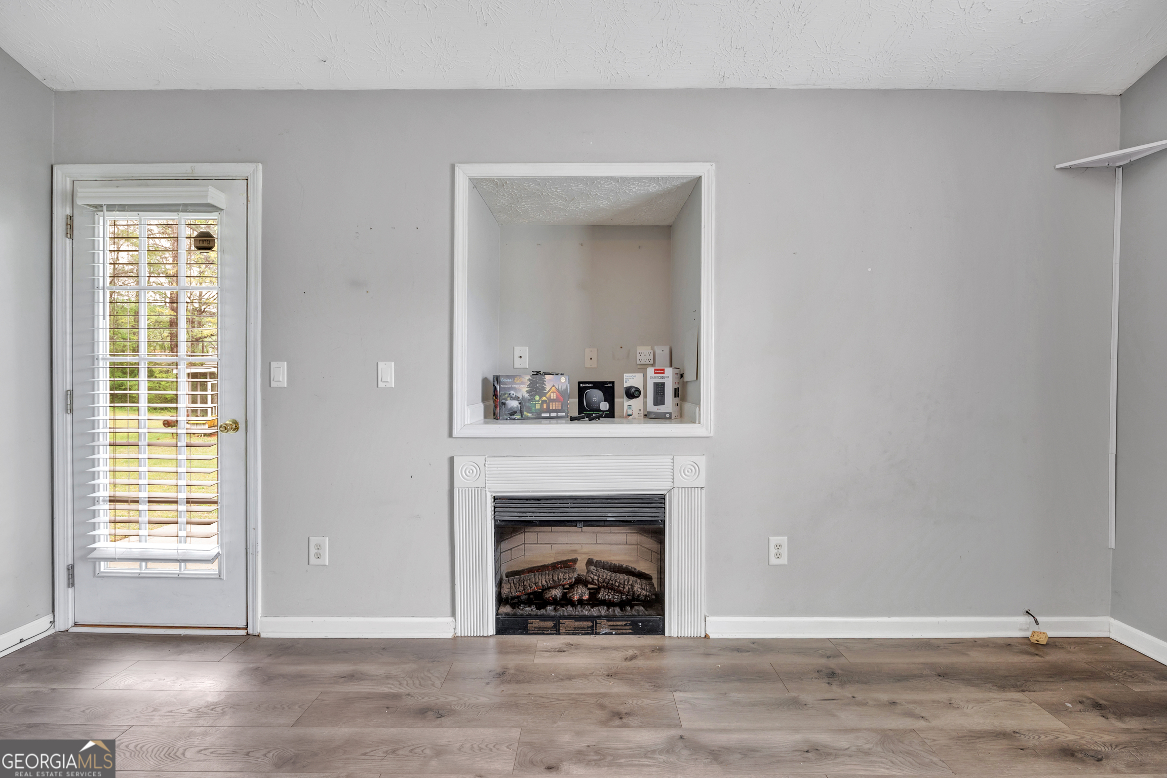 572 Clyde's Way Jackson, GA 30233 - Photo 8 of 30