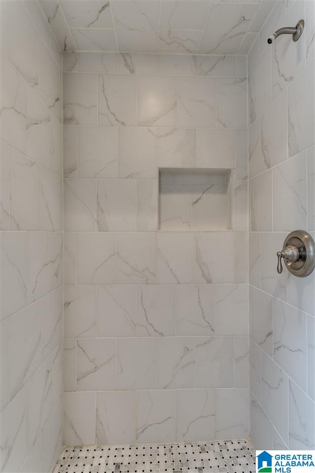 2423 Ridge Crest Lane Birmingham, AL 35243 - Photo 28 of 47