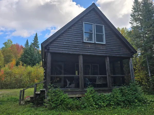 $189,500 | 60-68 Lower Lake Road, Danforth, ME 04424