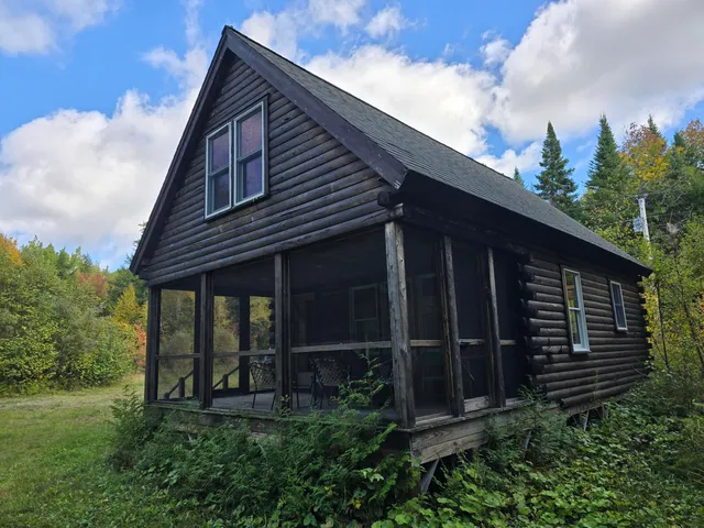 $189,500 | 60-68 Lower Lake Road, Danforth, ME 04424