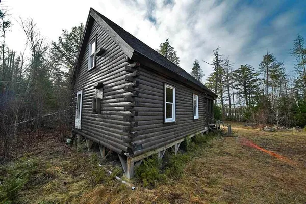 $189,500 | 60-68 Lower Lake Road, Danforth, ME 04424