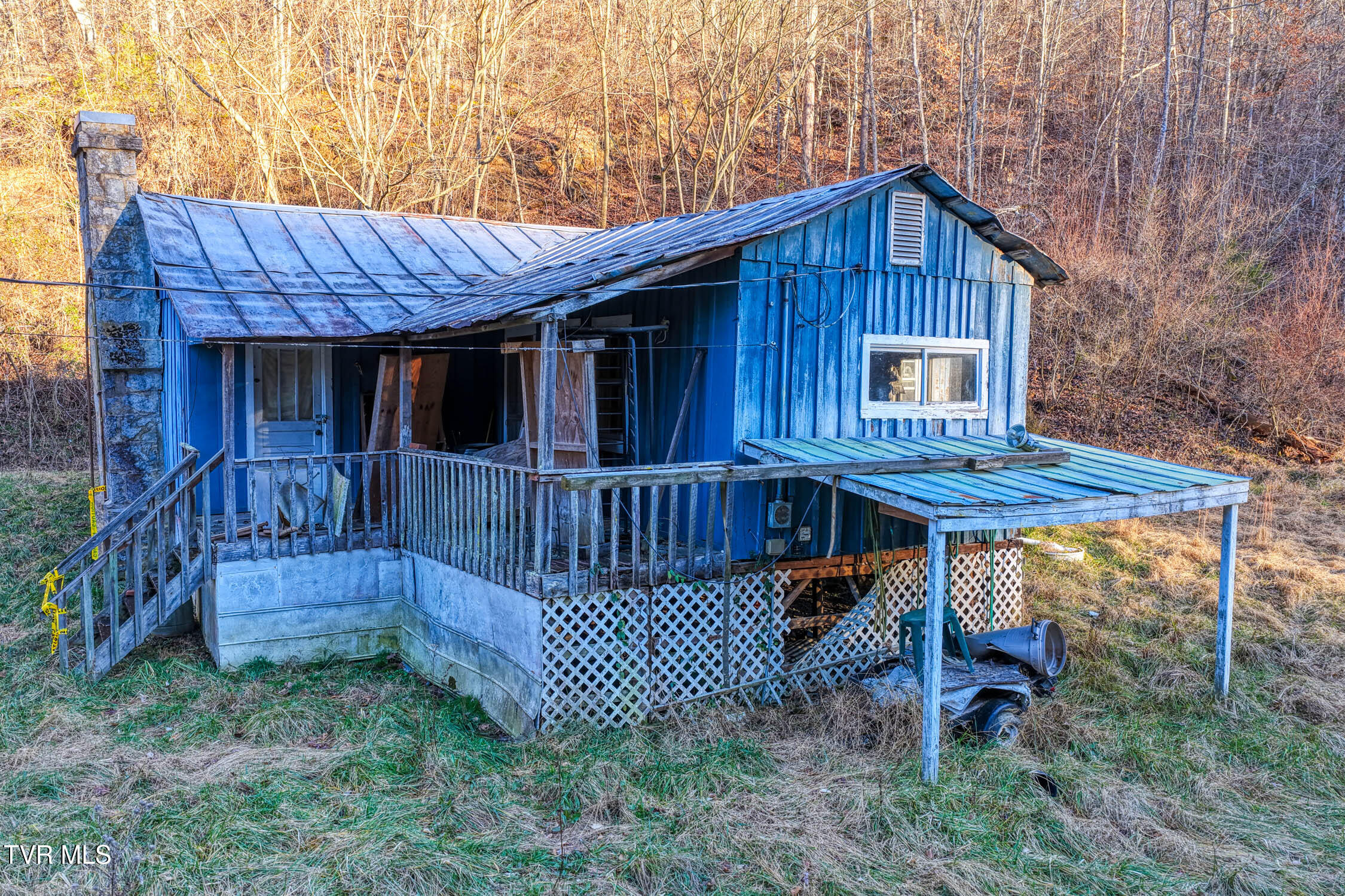 1028 East Pumpkin Valley Road Eidson, TN 37731 - Photo 8 of 37 E Pumpkin Valley MLSb (2 of 31)