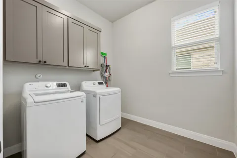 $799,000 | 510 Elworth Path, Austin, TX 78738