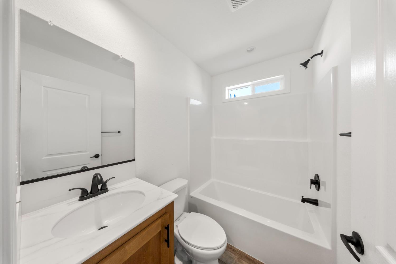 2030 East Grayson Road, Unit 42 Ceres, CA 95307 - Photo 15 of 22 Gallery Image 15