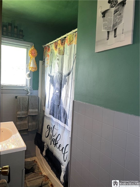 771 Main Street Dunkirk City, NY 14048 - Photo 9 of 15 Bathroom first level