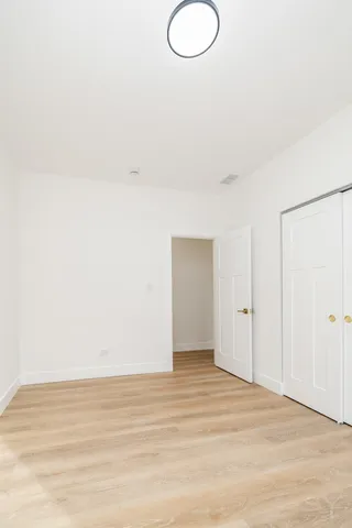 $2,500 | 2949 West 25th Place, Unit 2, Chicago, IL 60623