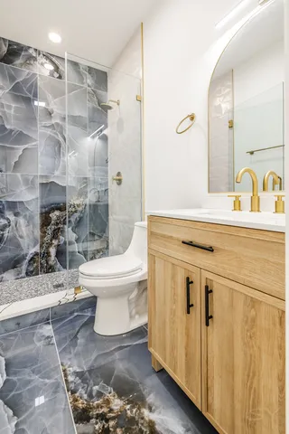 $2,500 | 2949 West 25th Place, Unit 2, Chicago, IL 60623