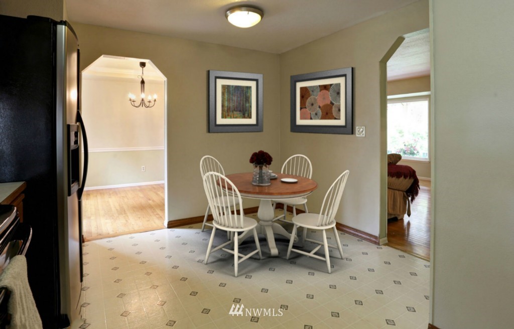 17624 28th Avenue Southeast Bothell, WA 98012 - Photo 10 of 19 Gallery Image 10