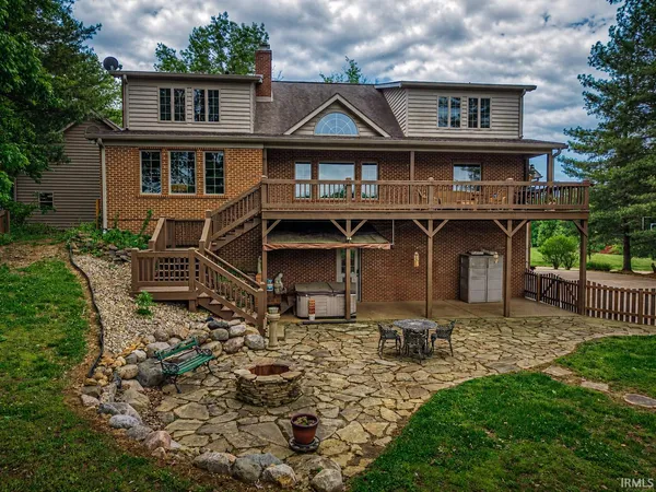 $845,000 | 10348 Oglesby Drive, Evansville, IN 47720