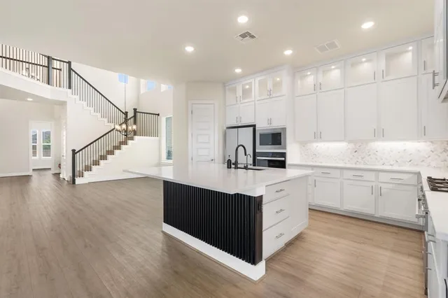 $1,020,000 | 504 Tomichi Trail, Austin, TX 78738