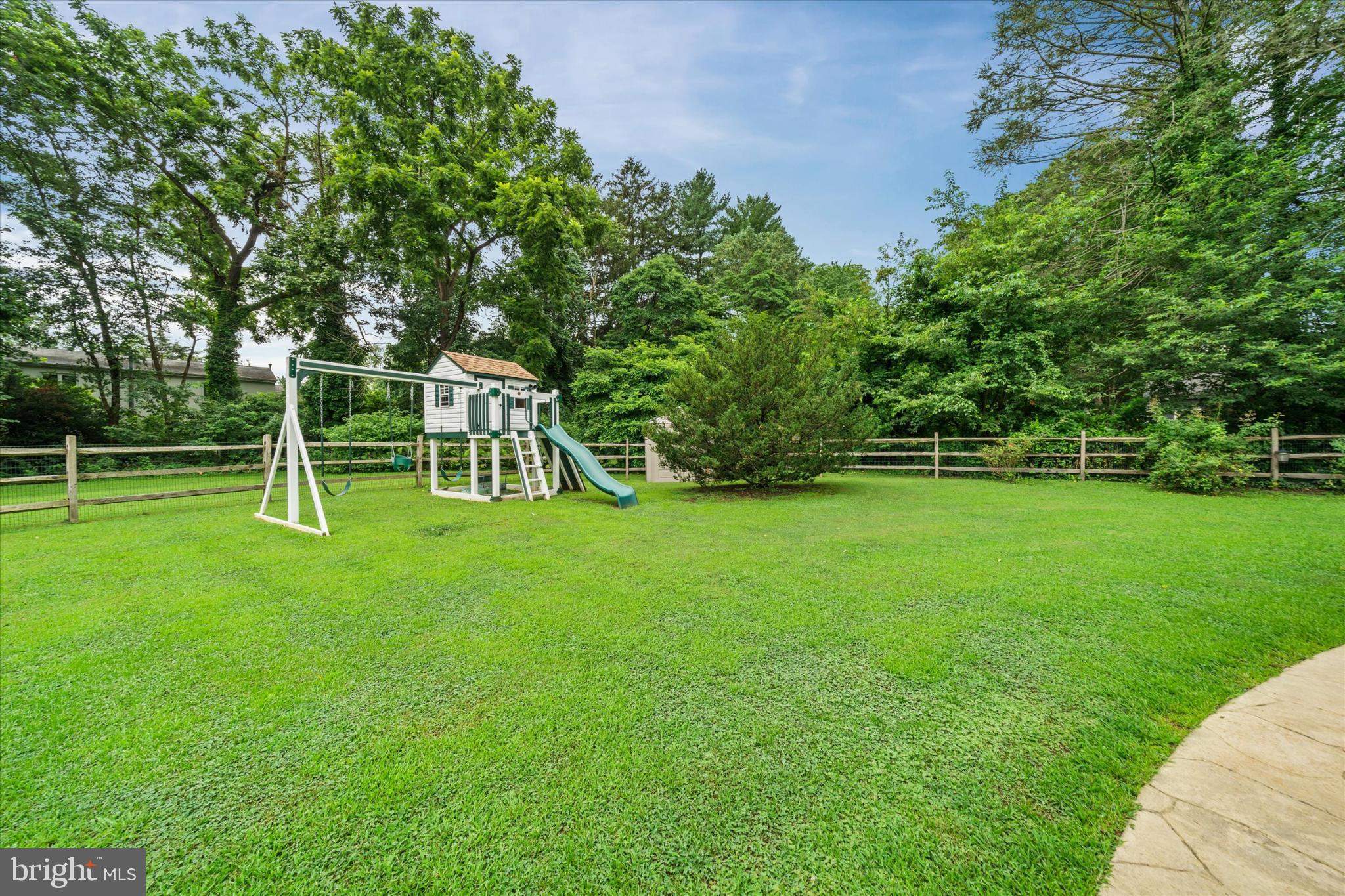 47 Rabbit Run Road Rose Valley, PA 19086 - Photo 41 of 48 Spacious fenced yard.